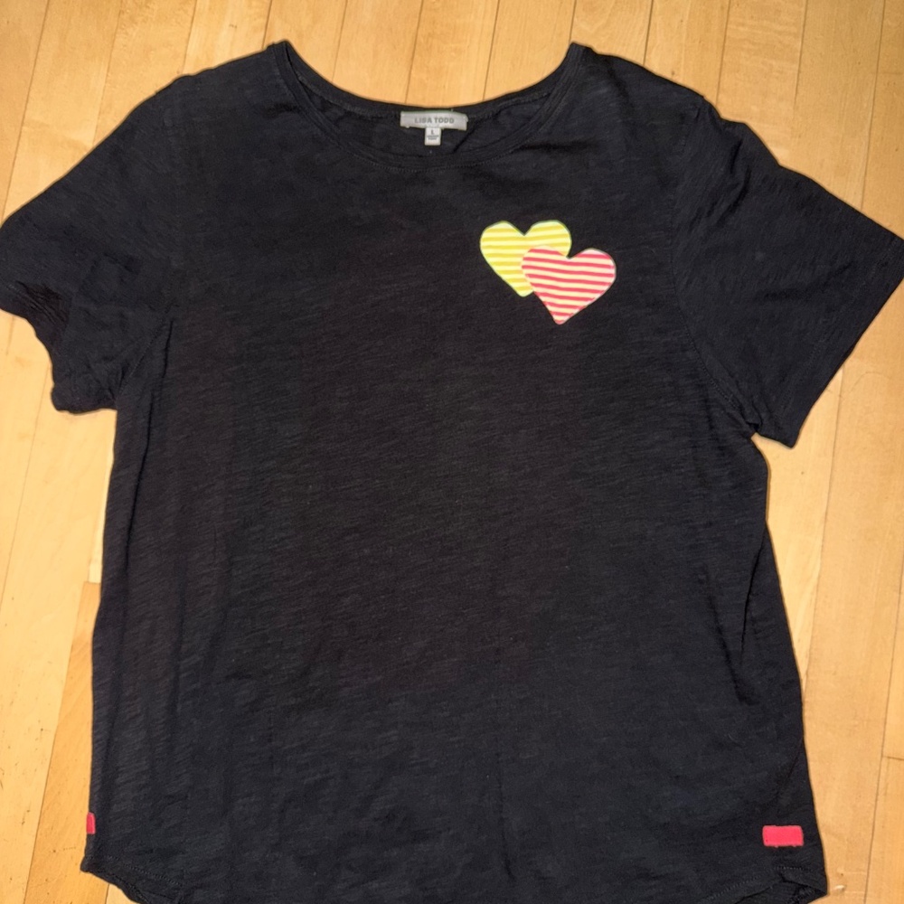 Lisa Todd Double Dare hearts black tee, L, CB2521 - Picture 3 of 4